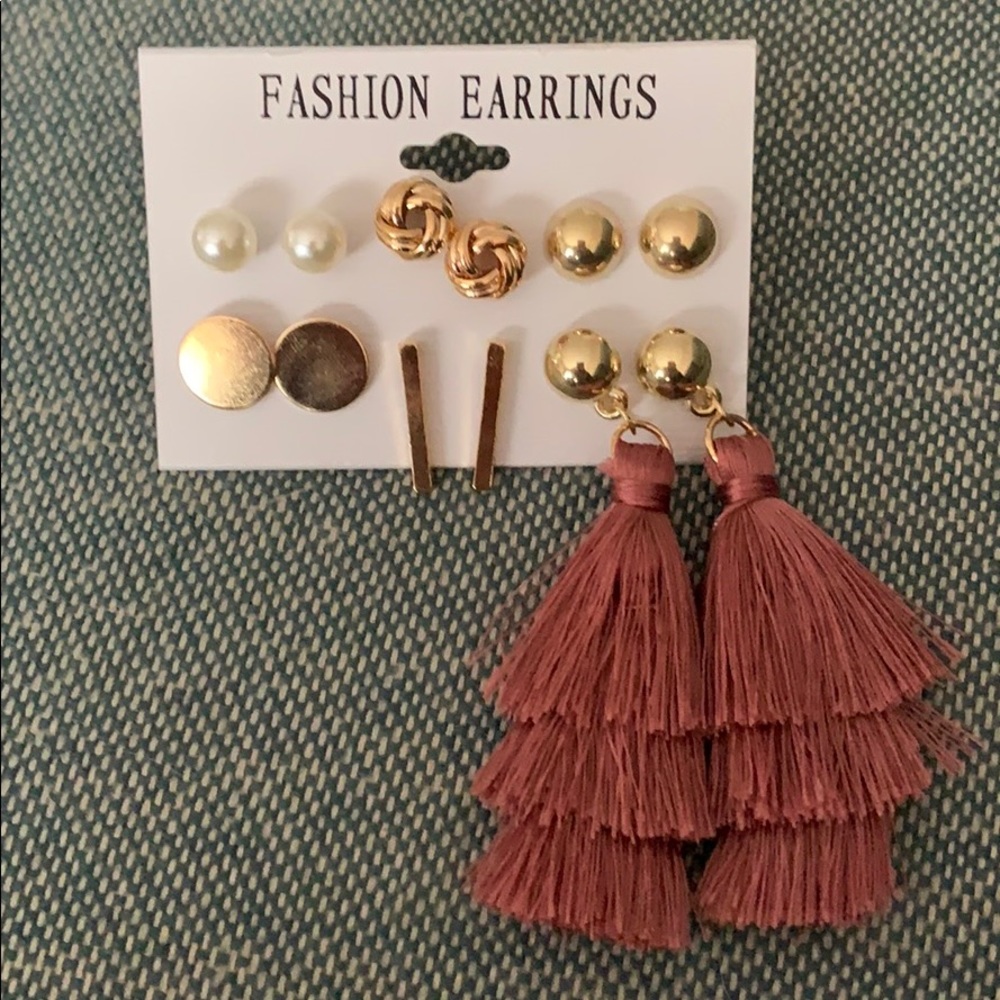 Brand new fashion earrings